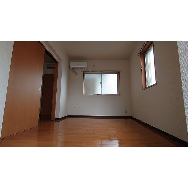 ＯＣＴＯＦＯＬＩＡの居間・リビング|リビング