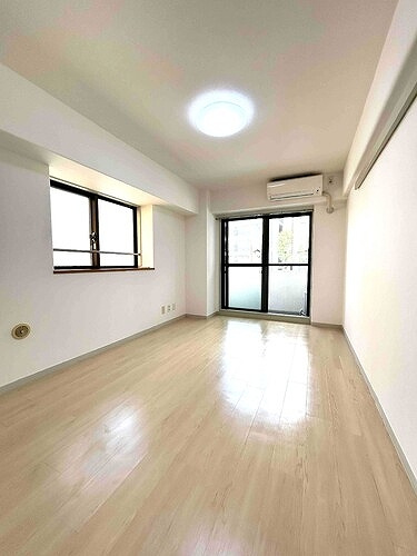 ライオンズマンション方南町駅前の居間・リビング|洋室７．５帖