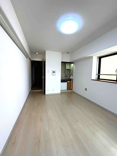 ライオンズマンション方南町駅前のその他|洋室７．５帖（バルコニー側から）