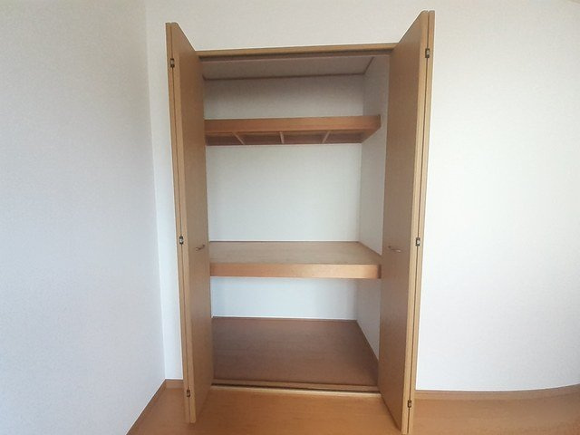 メゾン・ボヌールＦⅠの収納