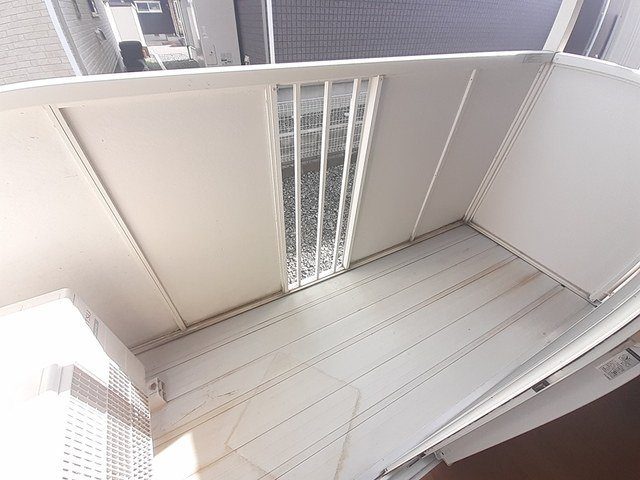 メゾン・ボヌールＦⅠのバルコニー