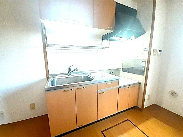 メゾン・ボヌールＦⅠのキッチン