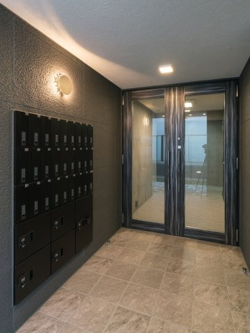 フォセット上北沢のエントランス