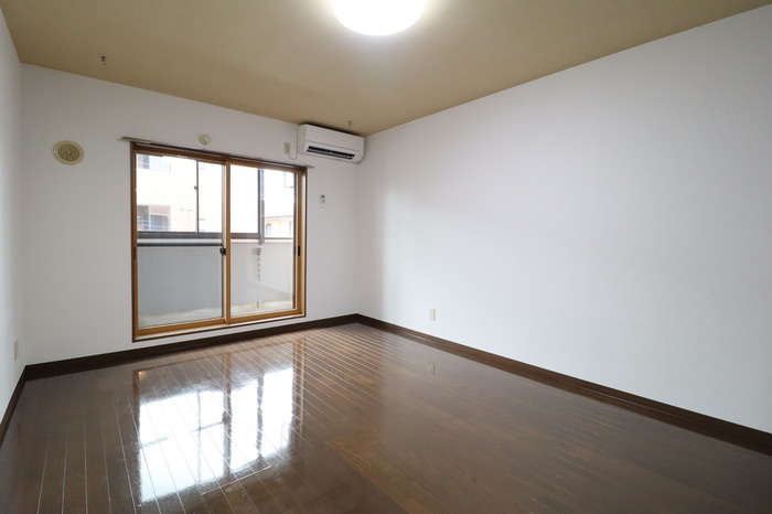 アトラス７の居間・リビング|同間取、別の部屋の写真です