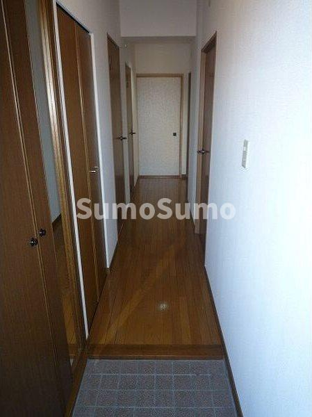 グランベルデ丸善の玄関