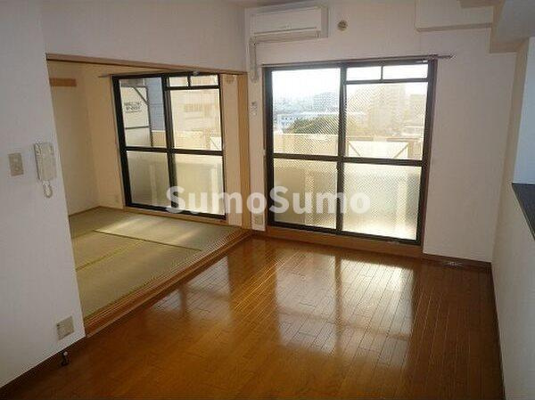 グランベルデ丸善の居間・リビング