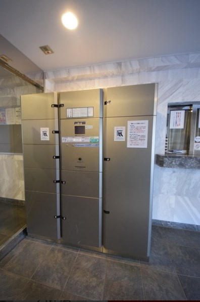 ステージファースト新中野のエントランス