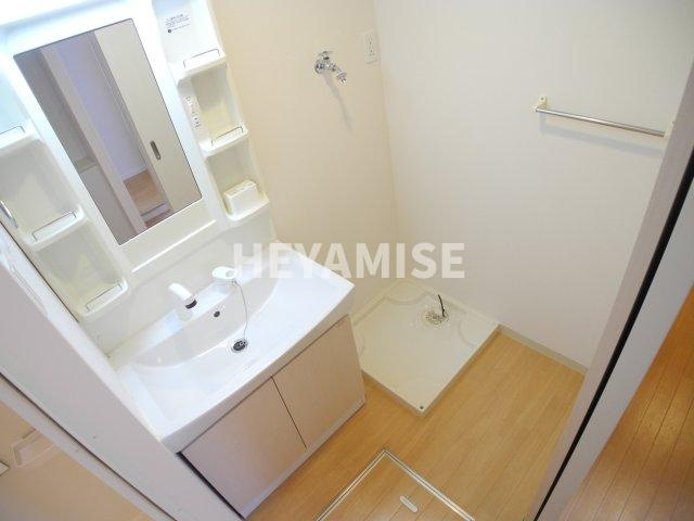 サンリバーの洗面所|※反転間取りのお部屋の画像です※現況を優先します