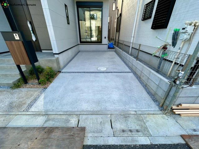 大宮指扇Southside　新築戸建　Nの駐車場