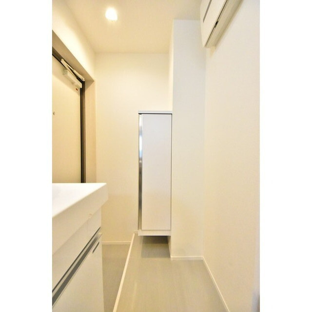 セレブラーレ町屋の内装