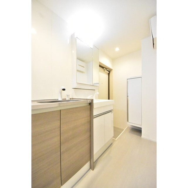 セレブラーレ町屋の内装