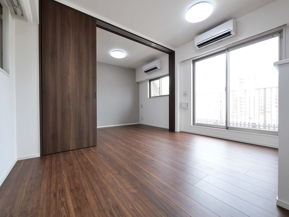 CR?ATIF 日暮里の内装