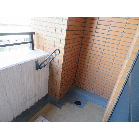 西川ビルのバルコニー|バルコニー