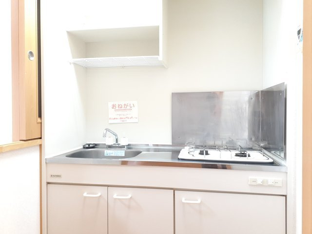 ヒュースロア井尻のキッチン