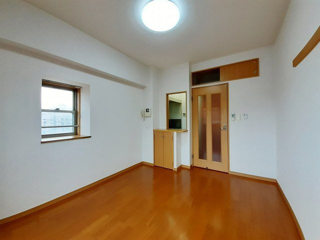 ヒュースロア井尻の内装