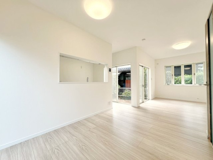 【居間・リビング】 | □■茅ヶ崎市東海岸北5丁目 中古戸建■□