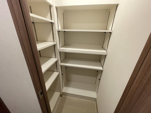 プレシス東京三ノ輪の収納