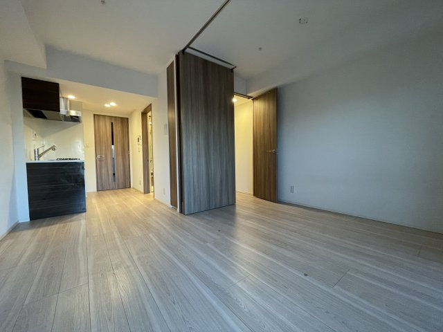 プレシス東京三ノ輪の居間・リビング