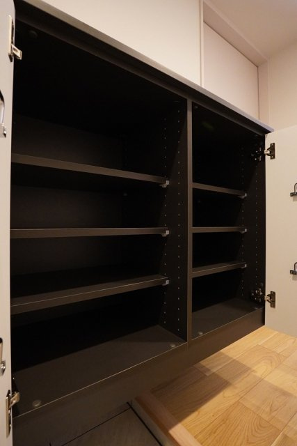 イニシア東京尾久の収納|玄関