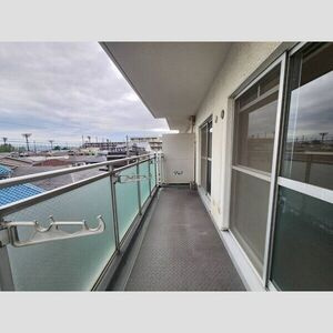 【バルコニー】 | ファミール服部