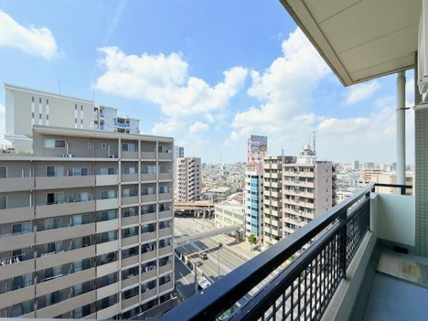 プラザ・ラ・ポールのその他