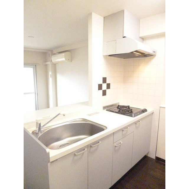 いずみマンションのキッチン|キッチン