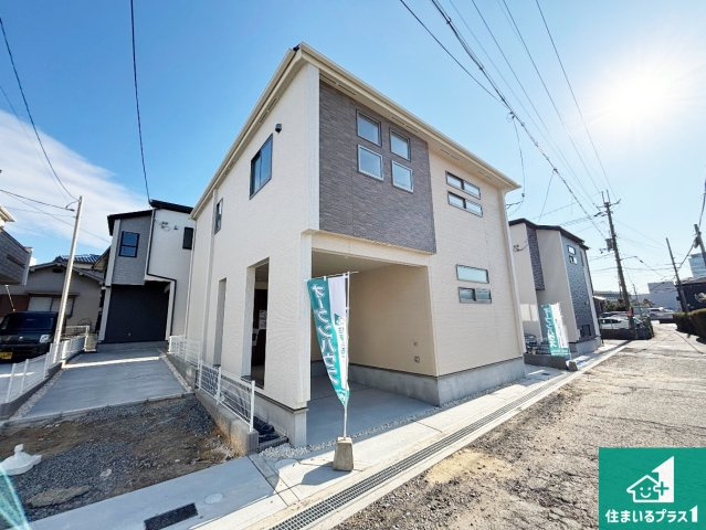 枚方市高野道　新築一戸建ての外観|お客様に長く安心して住んでいだだける事にこだわった家づくり！住んでからのアフターサービスにもしっかりと取り組んでいます！