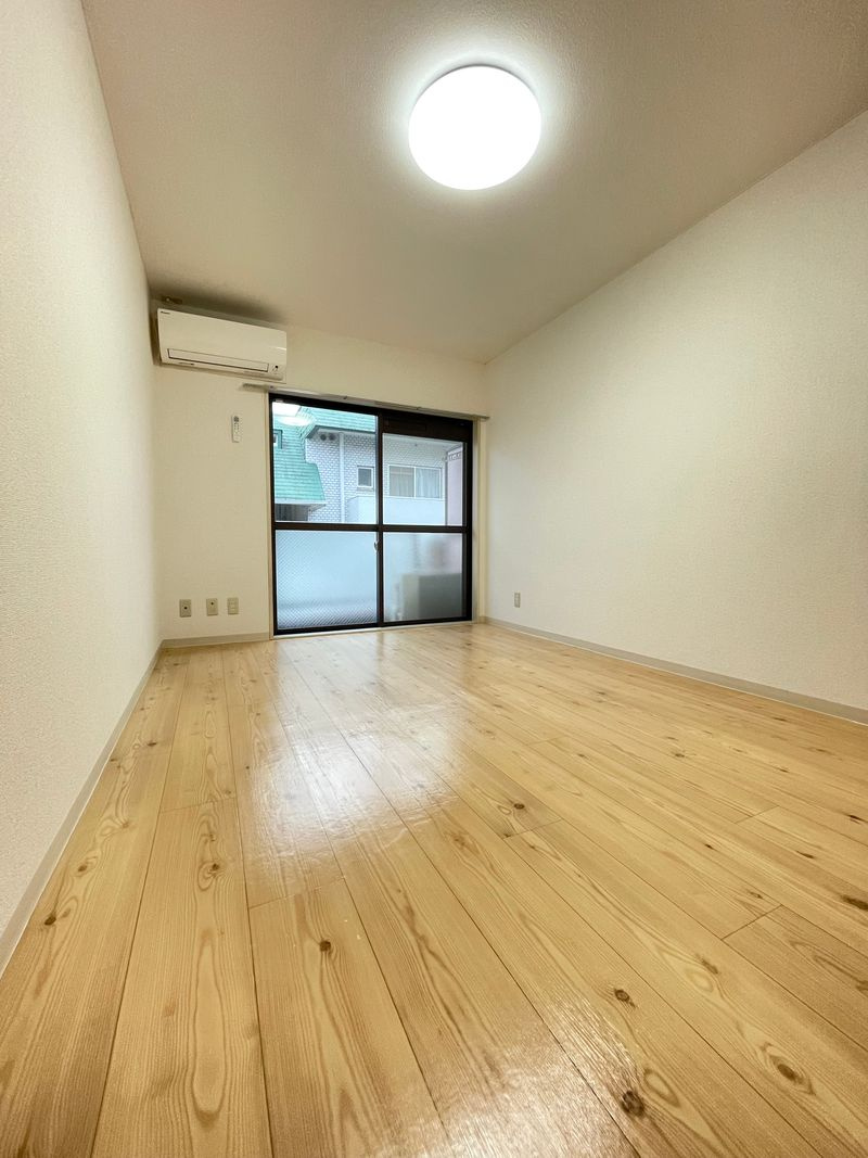 煉瓦館82の洋室|※画像は同物件別室となります。