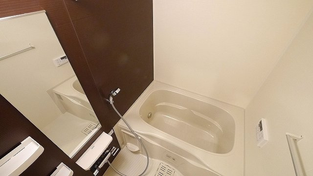 メゾン双鶴Ｅの浴室