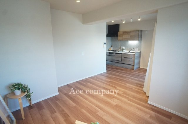 【居間・リビング】の画像