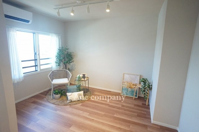 【居間・リビング】の画像