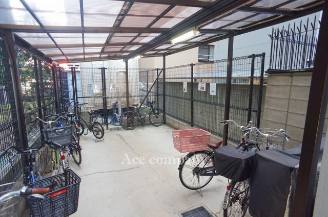【駐輪場】の画像