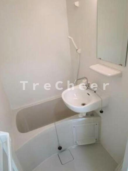 エスポワール西尾久の浴室