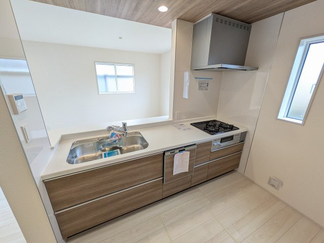 八王子市　上柚木　新築一戸建てのキッチン|～使い勝手の良いシステムキッチン～