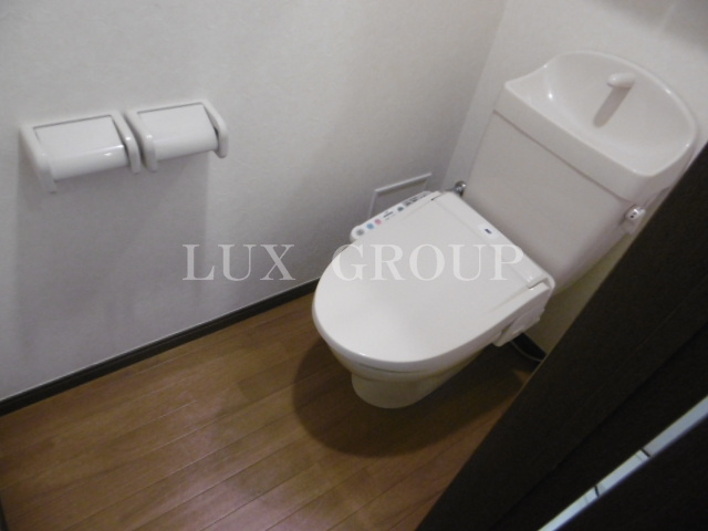 【トイレ】 | モデルナ