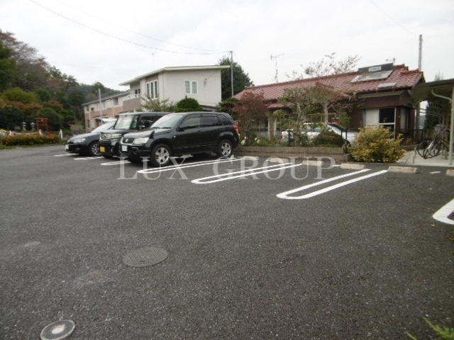 【駐車場】 | モデルナ