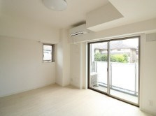 【居間・リビング】プレール・ドゥーク川崎 