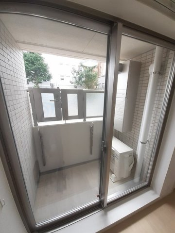 ローズボヌールⅢのバルコニー