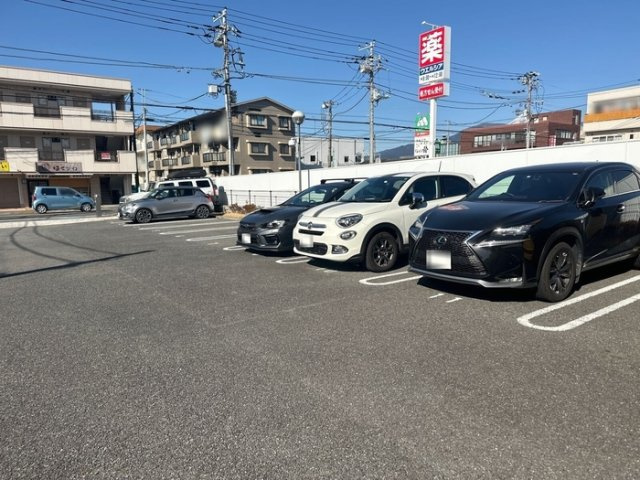 Ｃｏｍｏｄｏ Ｓａｔｓｕｋｉの駐車場