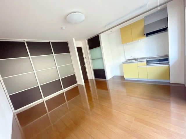 Ｃｏｍｏｄｏ Ｓａｔｓｕｋｉの居間・リビング