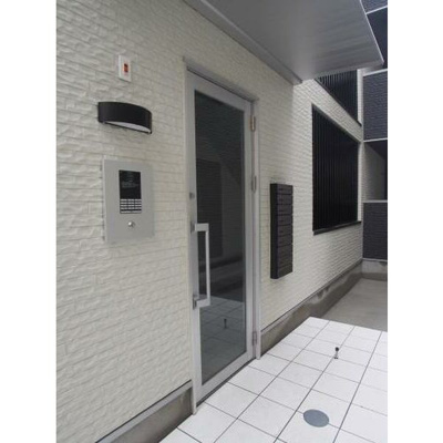 【エントランス】 | QuatreSaisons井尻