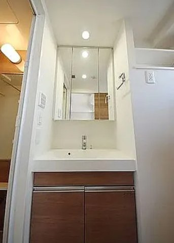 アーバネックス清澄白河Ⅱ　ＷＥＳＴ棟の独立洗面台|※別部屋 参考写真