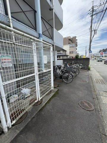 フォルム水前寺南の駐輪場