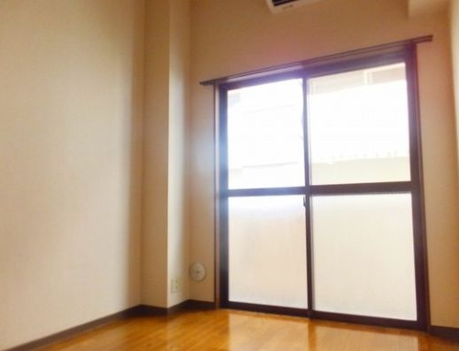 エル市ヶ谷の居間・リビング|居室☆（同一仕様写真）