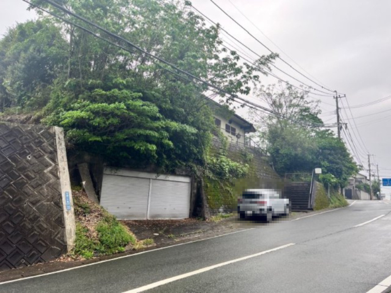 熊本市北区弓削1丁目売地の前面道路含む現地写真