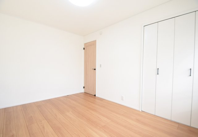 熊本市北区大窪3丁目リセットハウスの洋室