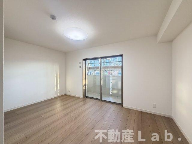 ソルーナ松橋の居間・リビング|１C号室(モデルルーム)の写真です。