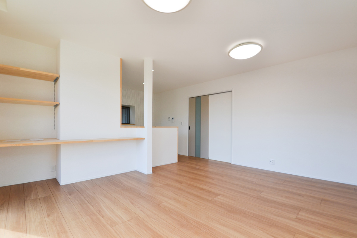 リフォーム済中古住宅の居間・リビング