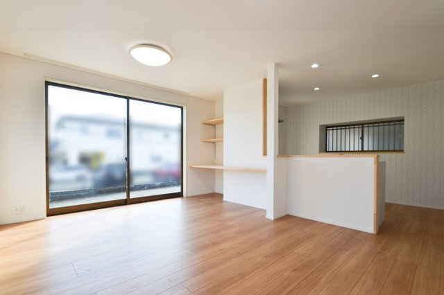 リフォーム済中古住宅の居間・リビング