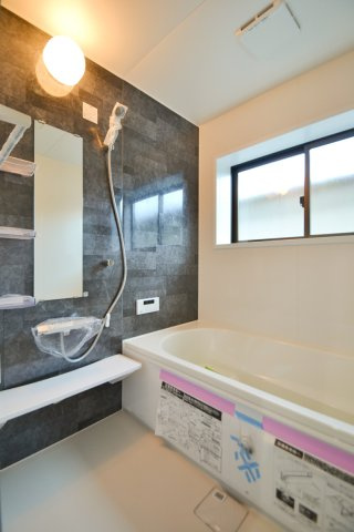 リフォーム済中古住宅の浴室
